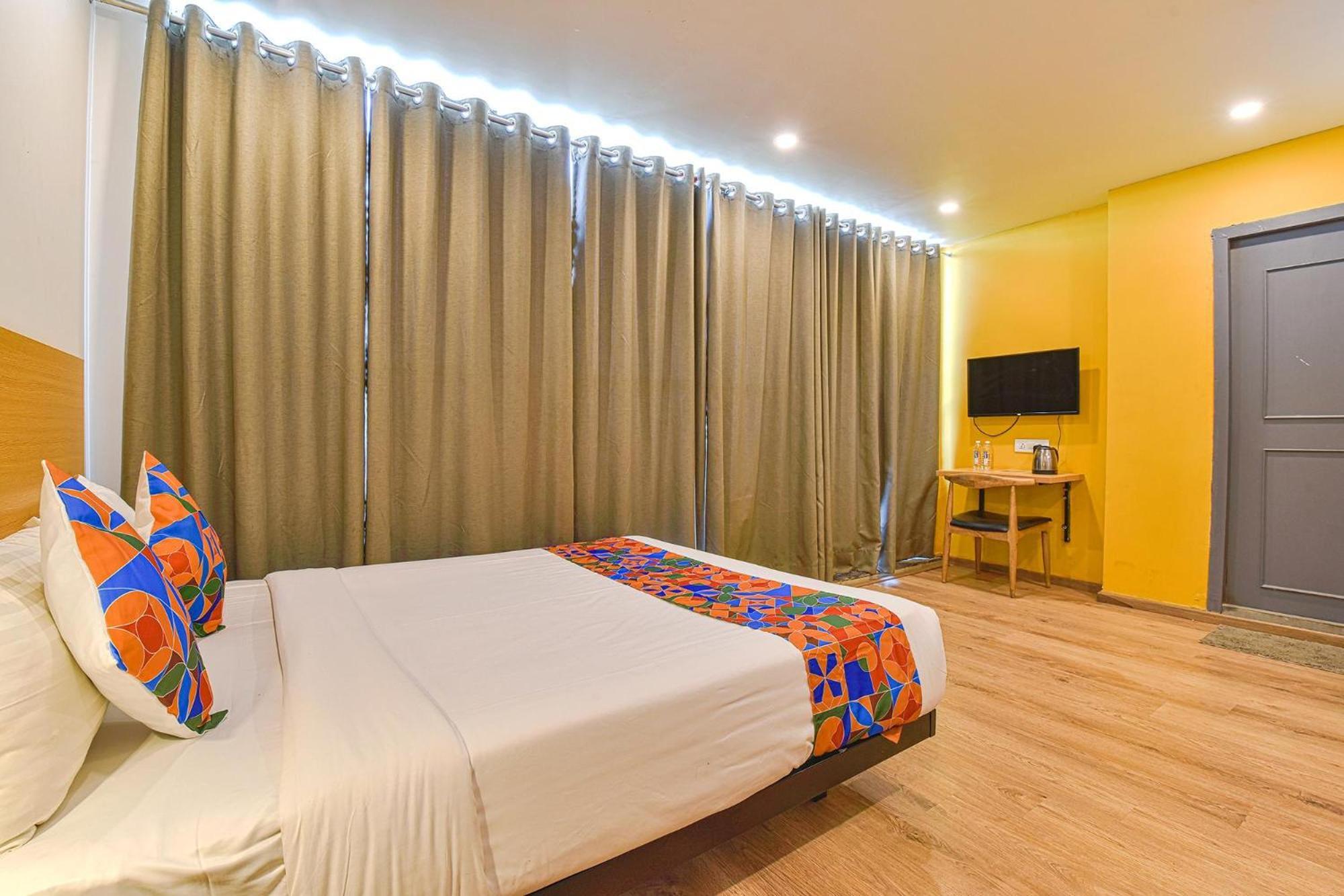 Fabhotel Ny Townhouse Αχμπανταμπάντ Εξωτερικό φωτογραφία