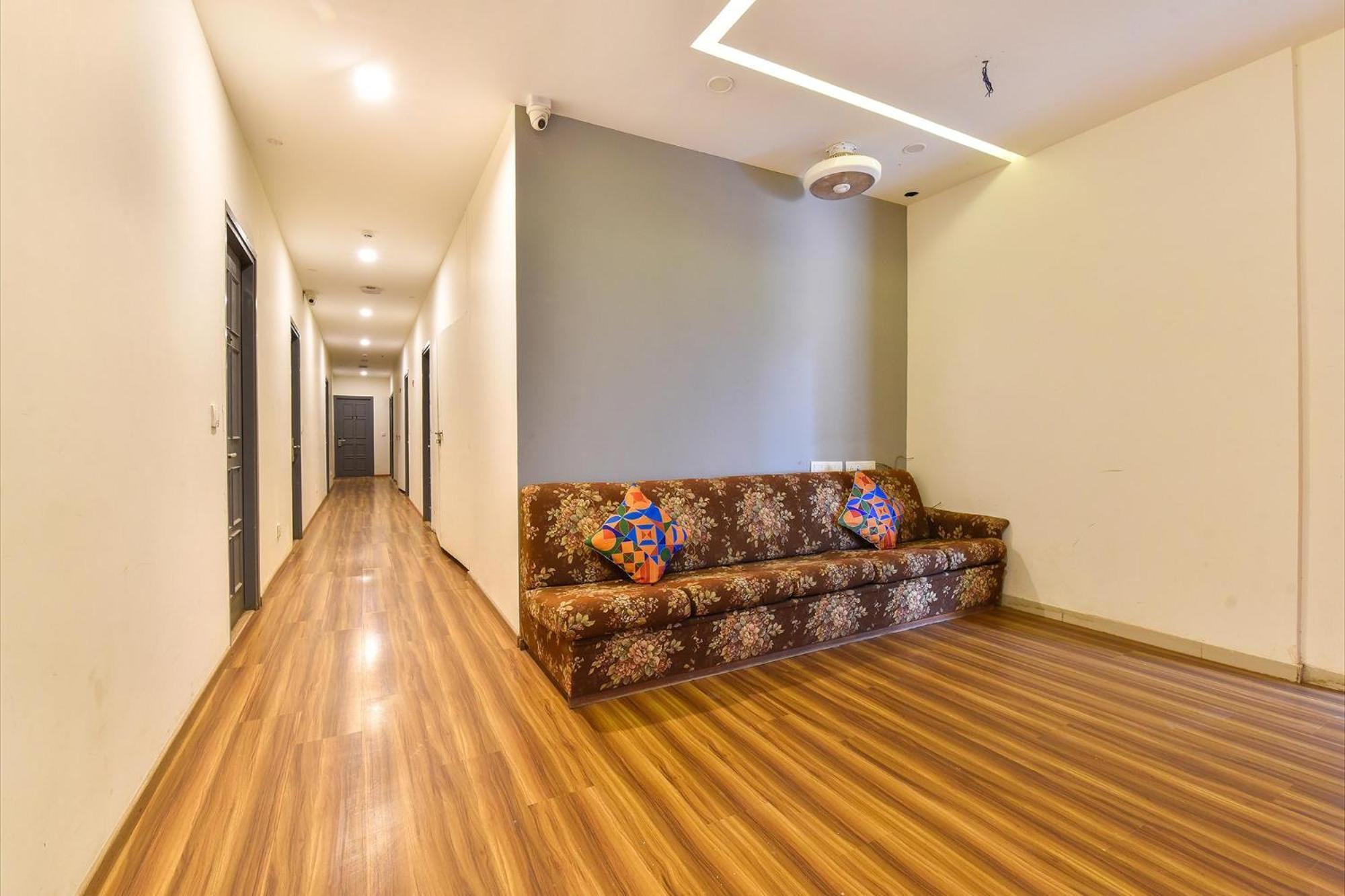 Fabhotel Ny Townhouse Αχμπανταμπάντ Εξωτερικό φωτογραφία